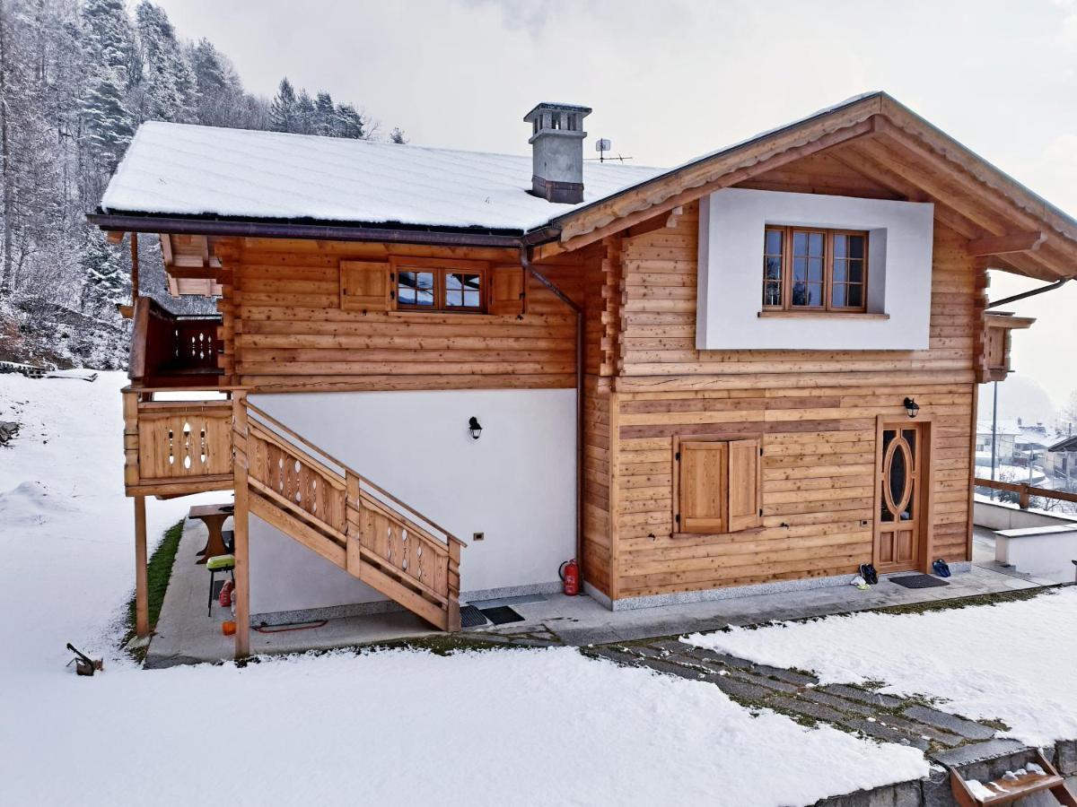 Casa Vacanza In Tipico Chalet Di Montagna Villa Varzo Bagian luar foto