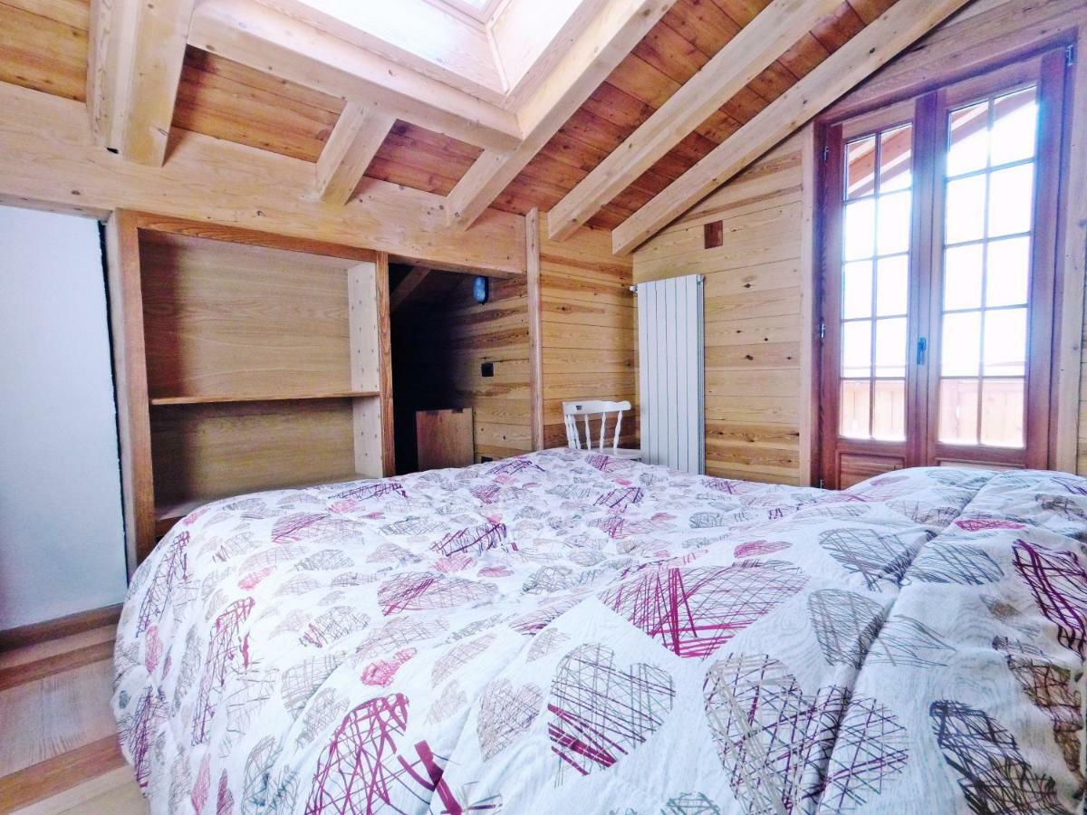 Casa Vacanza In Tipico Chalet Di Montagna Villa Varzo Bagian luar foto