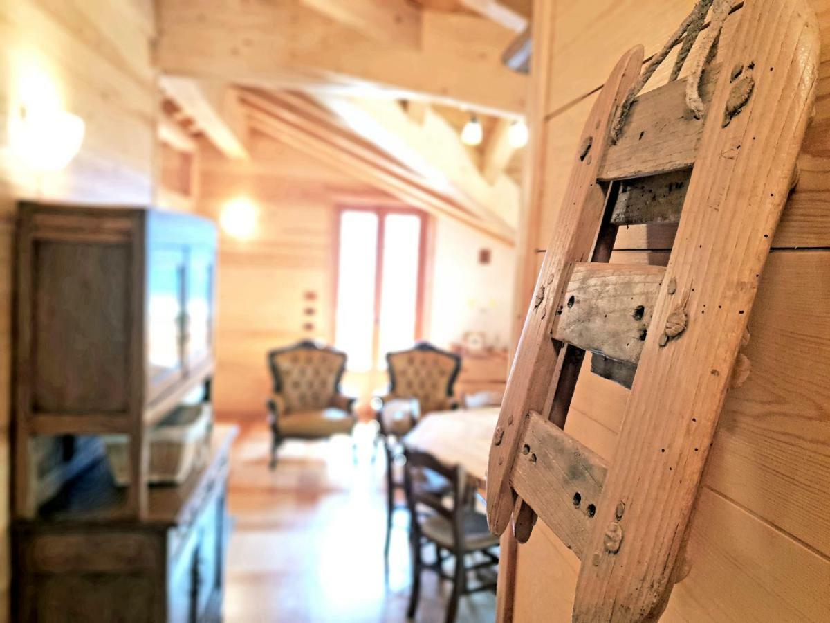 Casa Vacanza In Tipico Chalet Di Montagna Villa Varzo Bagian luar foto